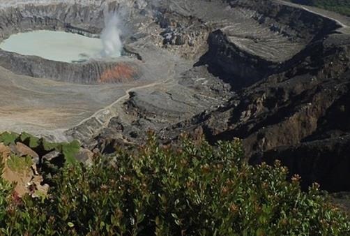 阿波火山屬于哪個(gè)國(guó)家?